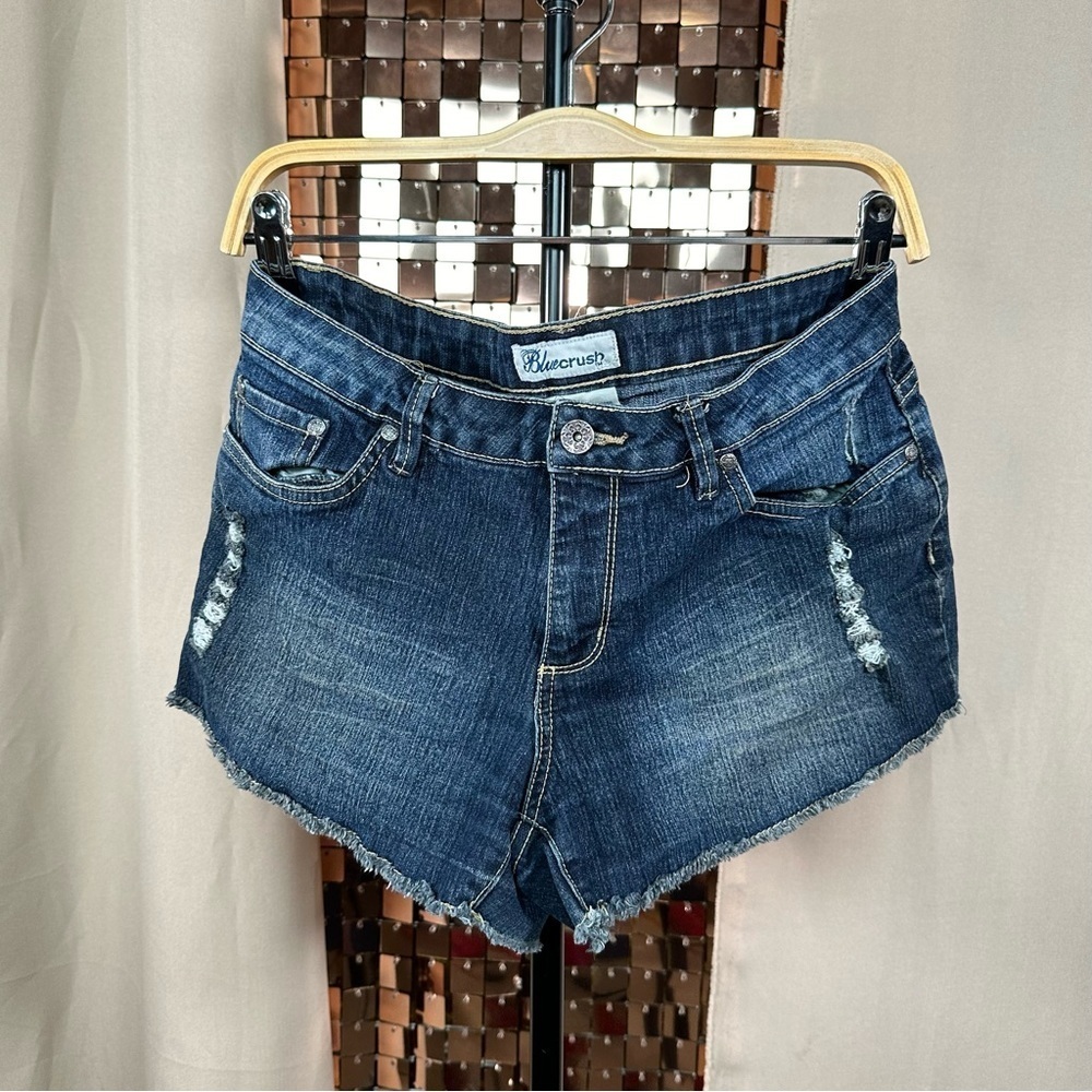 Blue Crush Medium Wash Denim with Small Distressing Shorts Size 7